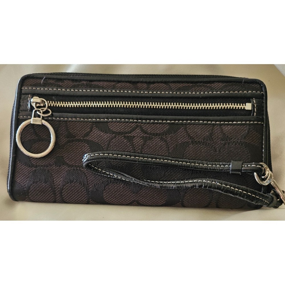 Coach Black Signature Canvas and Patent Leather Wristlet Wallet - Picture 16 of 16
